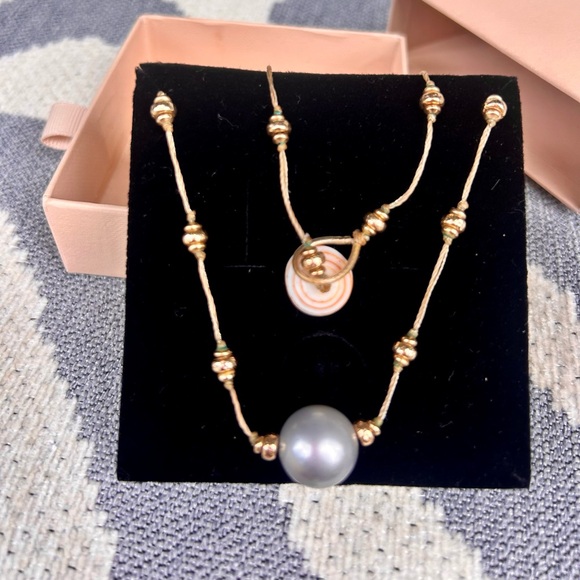Tahitian pearl and gold bead 16 inch necklace. Stunning. Like new, from Maui - Picture 2 of 2